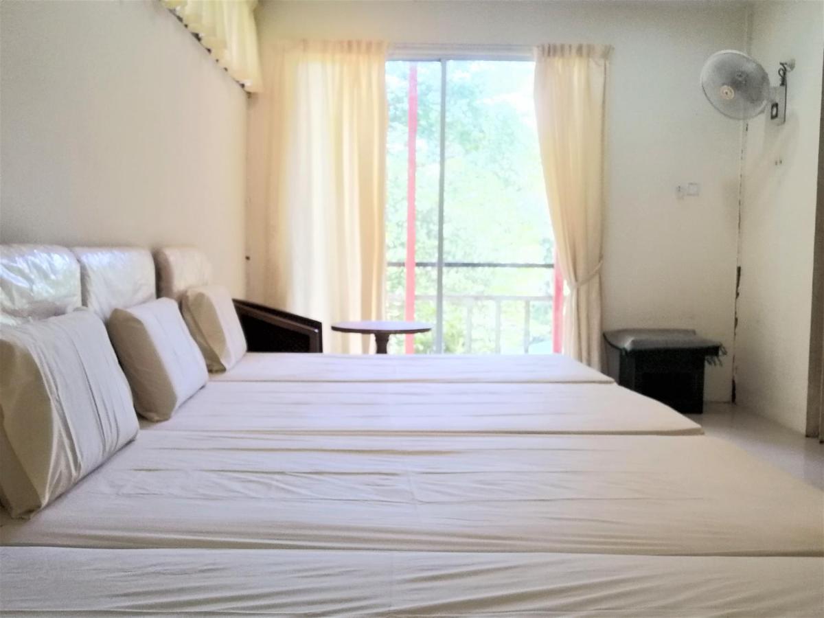 Oyo 89954 D'Yan Chalet Екстериор снимка